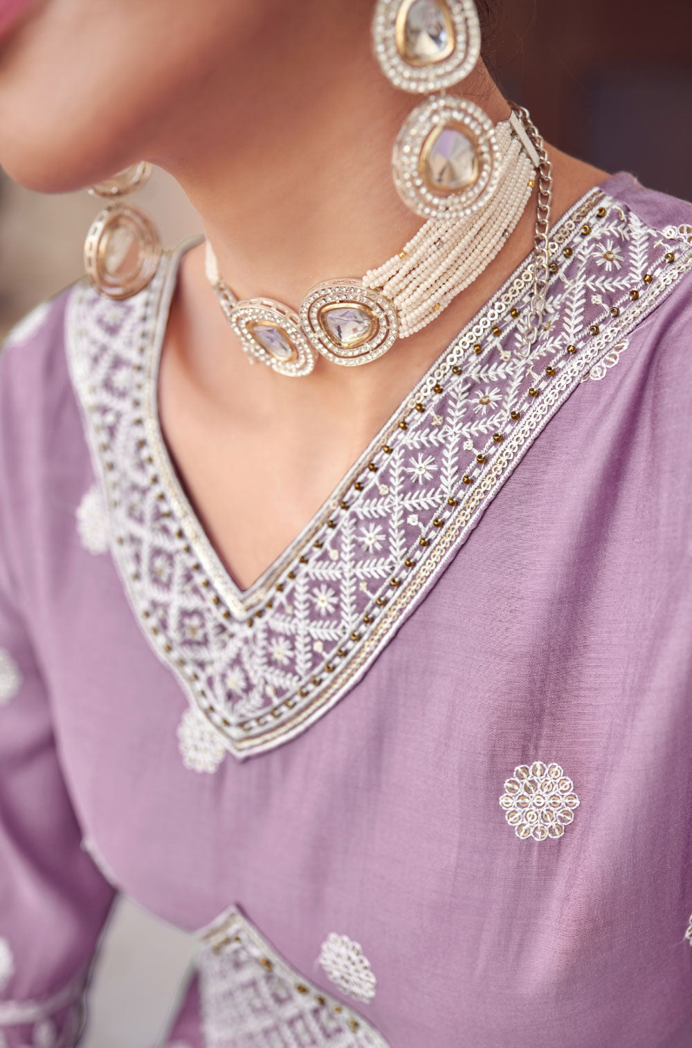 Exquisite Embroidered 3 pcs Anarkali Set in Shimmering Lilac with heavy work organza dupatta